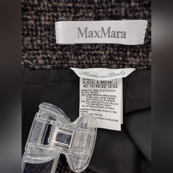 MaxMara women's high waisted wool blend pencil skirt. EUC. Size 10 (US). - Picture 10 of 12